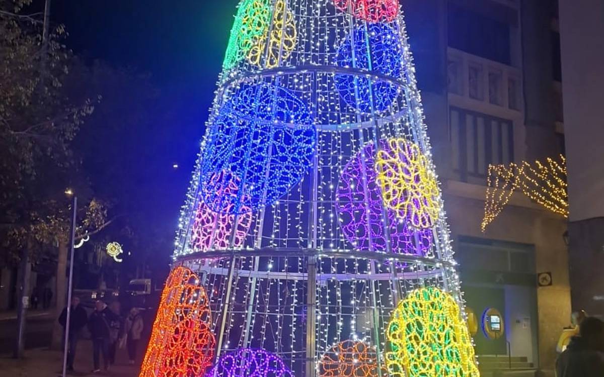 Manresa, preocupada pels actes vandàlics contra els elements de Nadal de la ciutat