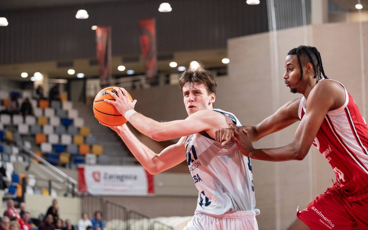 Un mal tercer quart condemna el Baxi Manresa U22 a la pista del Casademont Saragossa