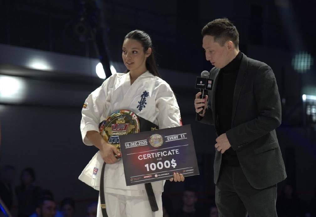 La terrassenca Cristina López, campiona de 'low kick' al Kazakhstan