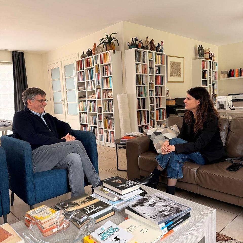 Mònica Sales es reuneix amb Puigdemont per «consolidar l'alternativa al govern» d'Illa