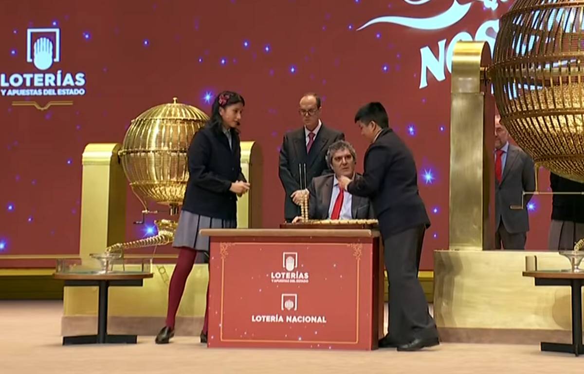 L'entranyable moment d'un nen de Sant Ildefons, molt nerviós, que demana perdó: «Tranquil, sense pressa»