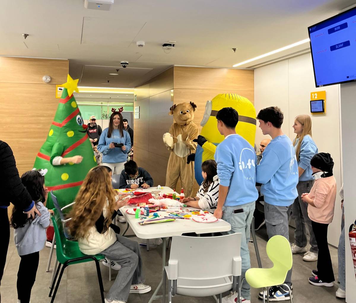 L`Associació IN FUN en una actvitat de lleure a l`hospital