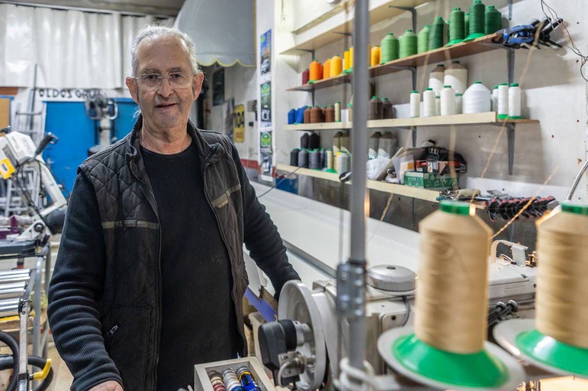 Josep Lluís Gávila, al seu taller - Juanma Peláez