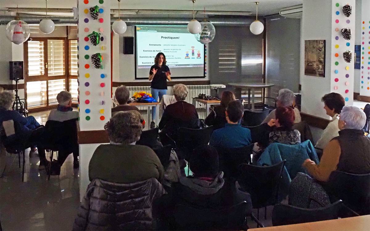 Súria impulsa tallers d'envelliment saludable i suport a cuidadores per reforçar el benestar