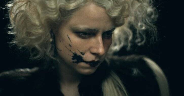 Jessie Bucley com la núvia de Frankenstein, al film