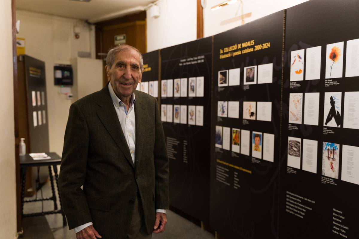 FOTOS | Mig segle de nadales escrites i il·lustrades per autors "de primera línia"