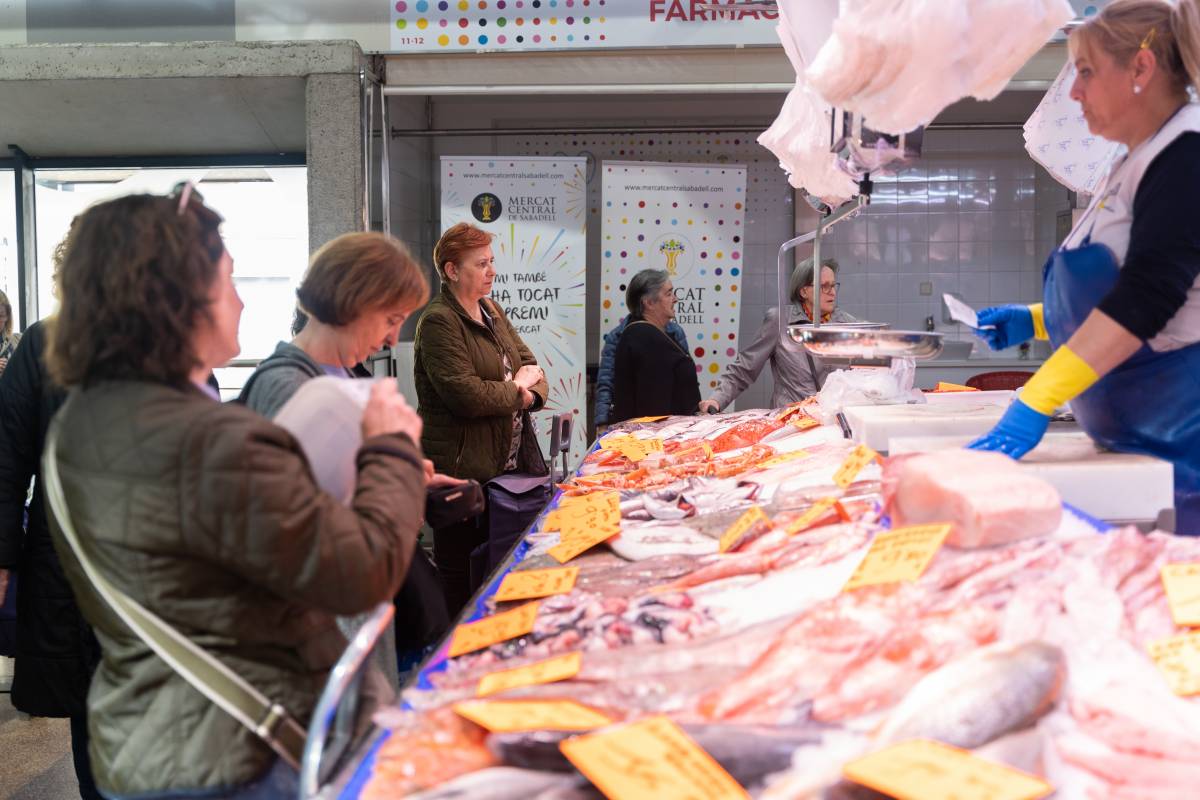 VÍDEO | Quin plat no pot faltar al sopar de Nadal? Ho preguntem als mercats!