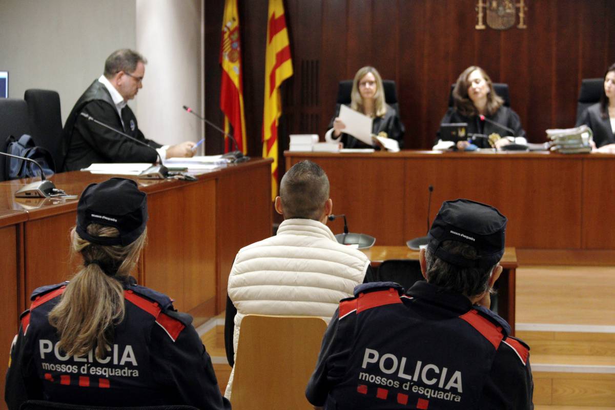 Condemnen a 3 anys i mig de presó l'acusat d'apunyalar un jove a Cervera