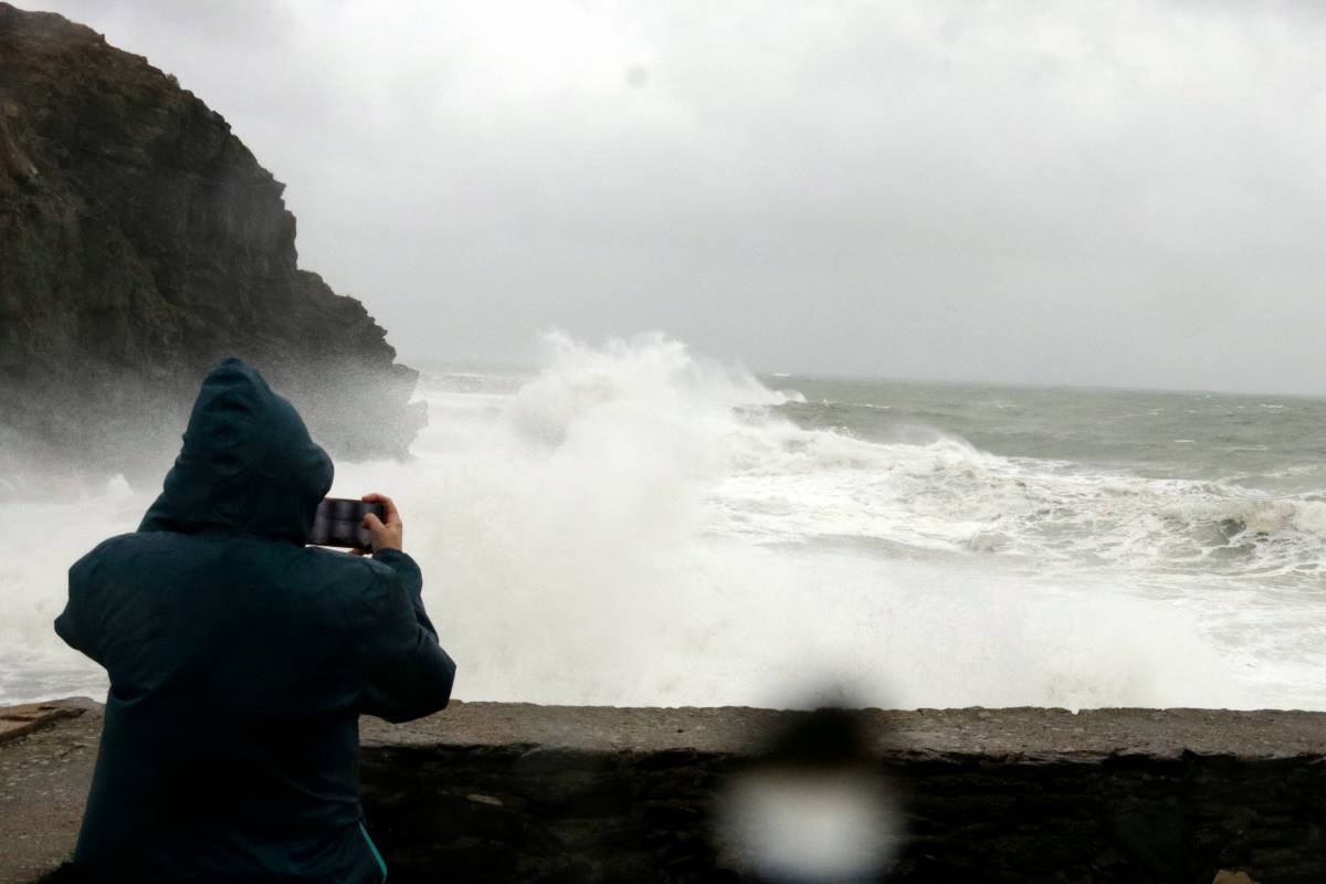 El temps fa estralls per Sant Esteve: pluja, llevantada i risc d’allaus