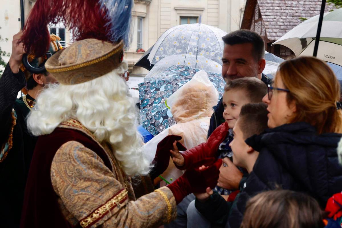 L`Ambaixador Reial arriba a Sabadell - Juanma Peláez L`Ambaixador Reial arriba a Sabadell