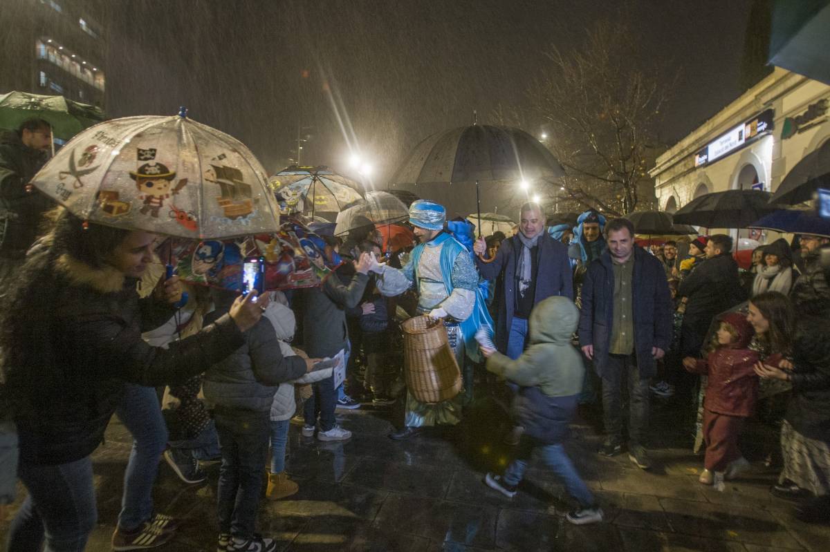 L'arribada del patge Xiu-Xiu a Terrassa 2025 - Nebridi Aróztegui