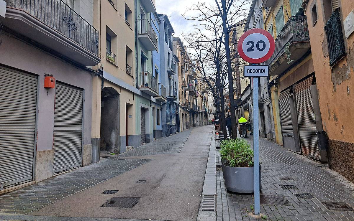 Les Escodines s'organitza per reclamar millores després de quedar fora del Pla de Barris