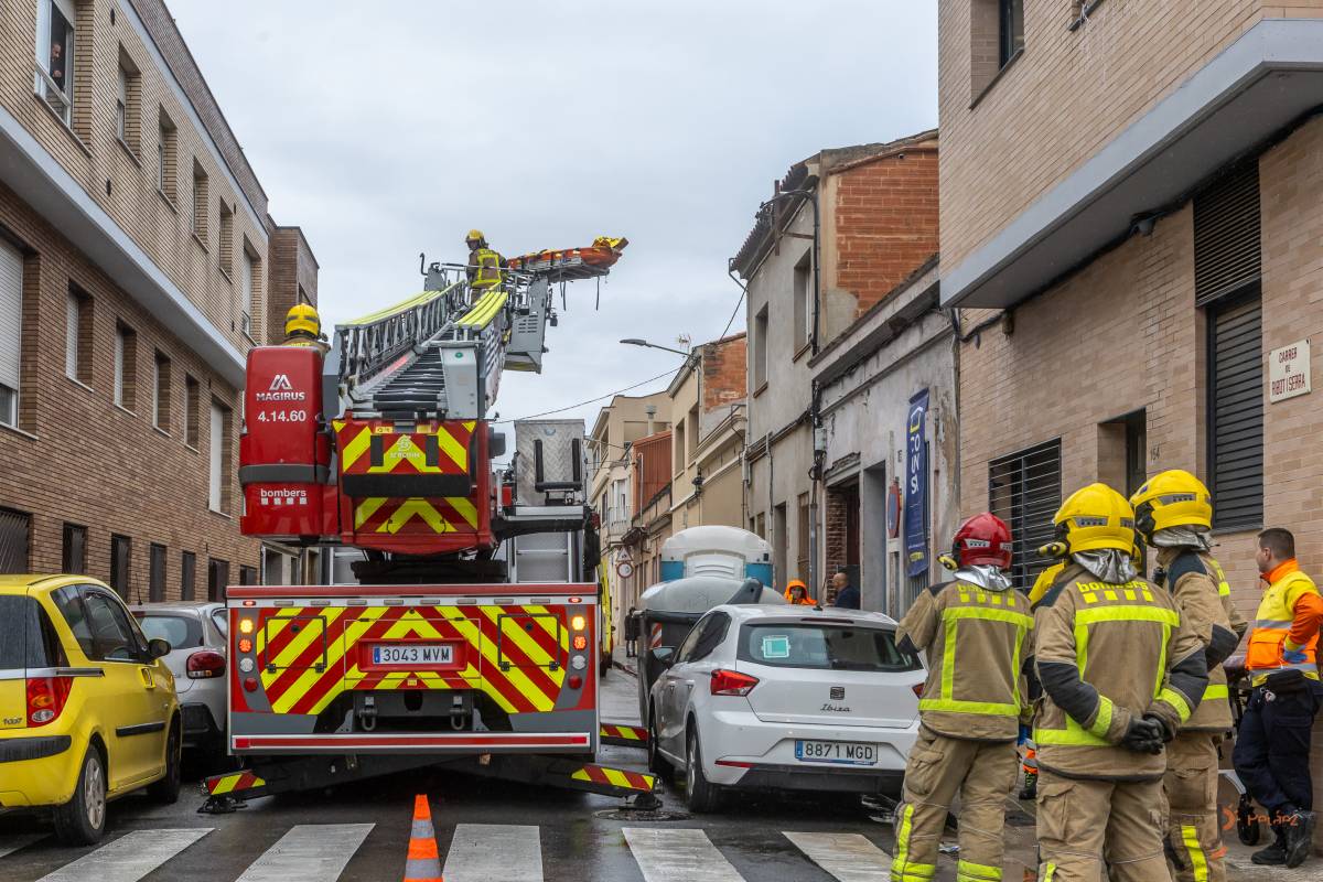Rescat amb grua dels bombers