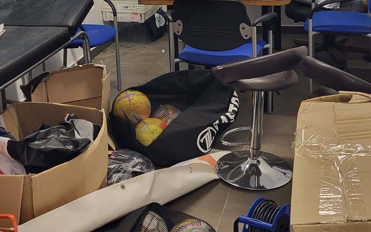 Detinguts quatre joves per robatori al camp de futbol de Castellbell i el Vilar