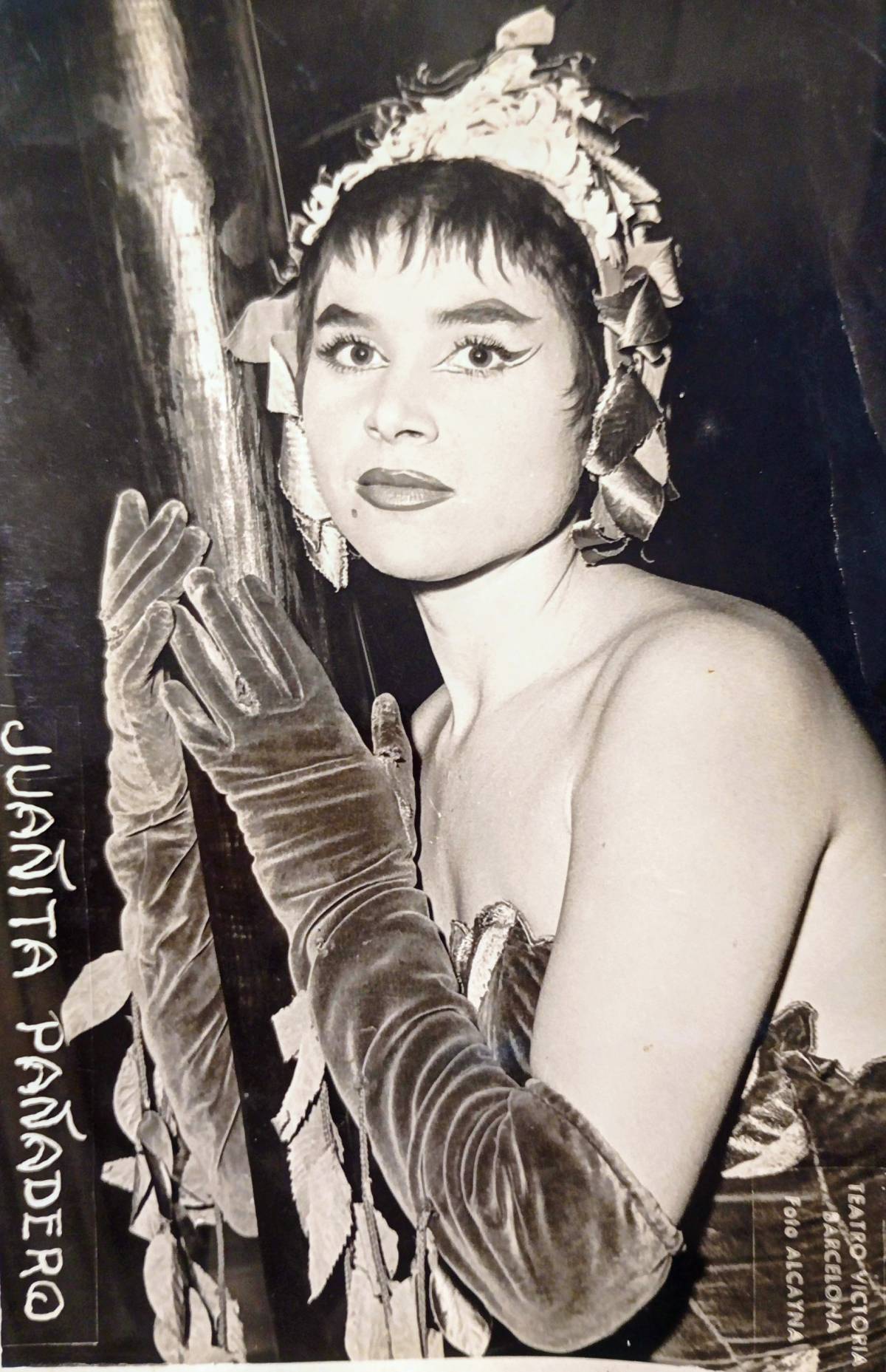 L'artista va néixer a Consuegra l'any 1933 - 