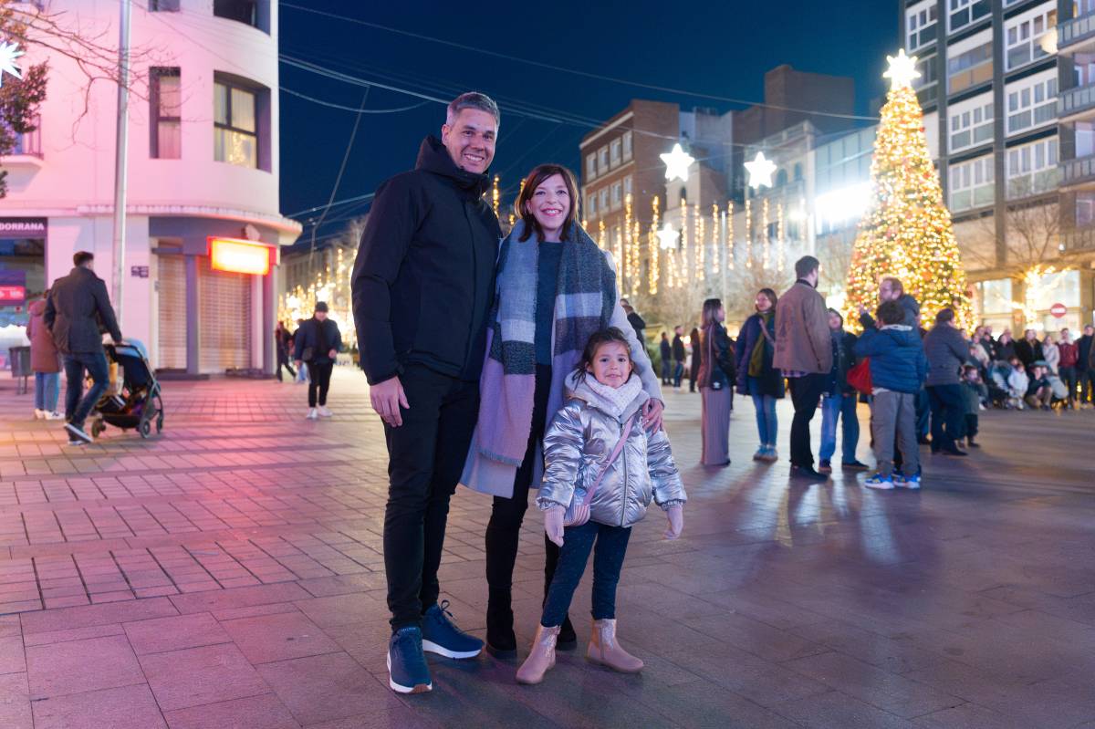 Jose Yera i Bea Insa amb la seva filla Emma - DAVID CHAO