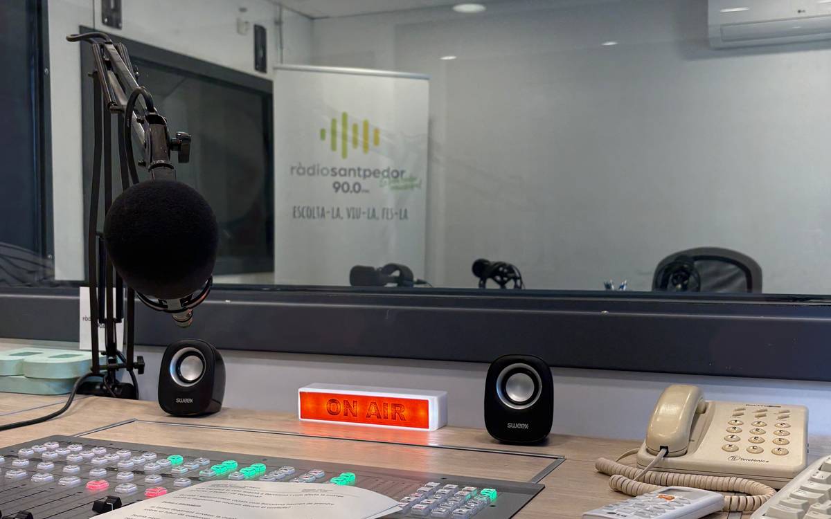 Ràdio Santpedor estrena «La Tarda», un magazín mensual per recuperar la ràdio local