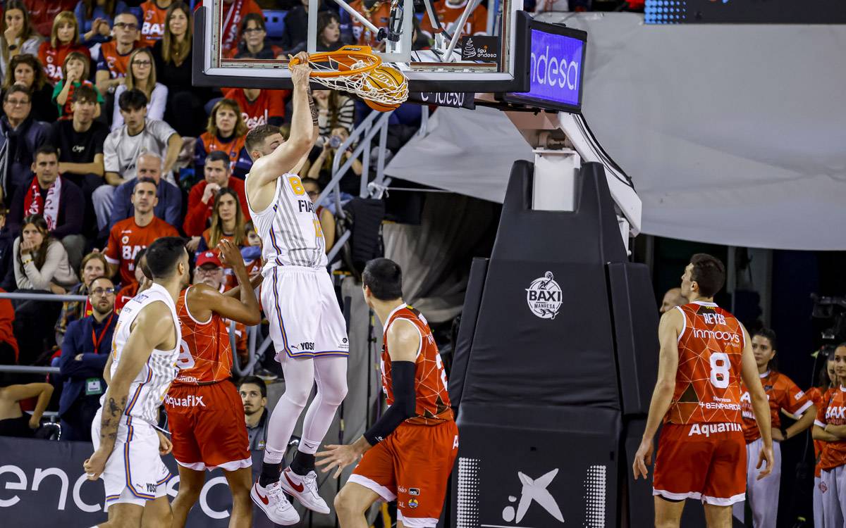 El Baxi Manresa cau contra el poder de Martinas Geben (95-97)