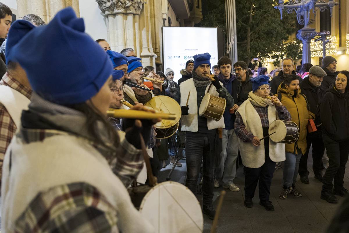 Terrassa ha celebrat la segona edició de la Baixada de les Vaques - Lluís Clotet Terrassa ha celebrat la segona edició de la Baixada de les Vaques