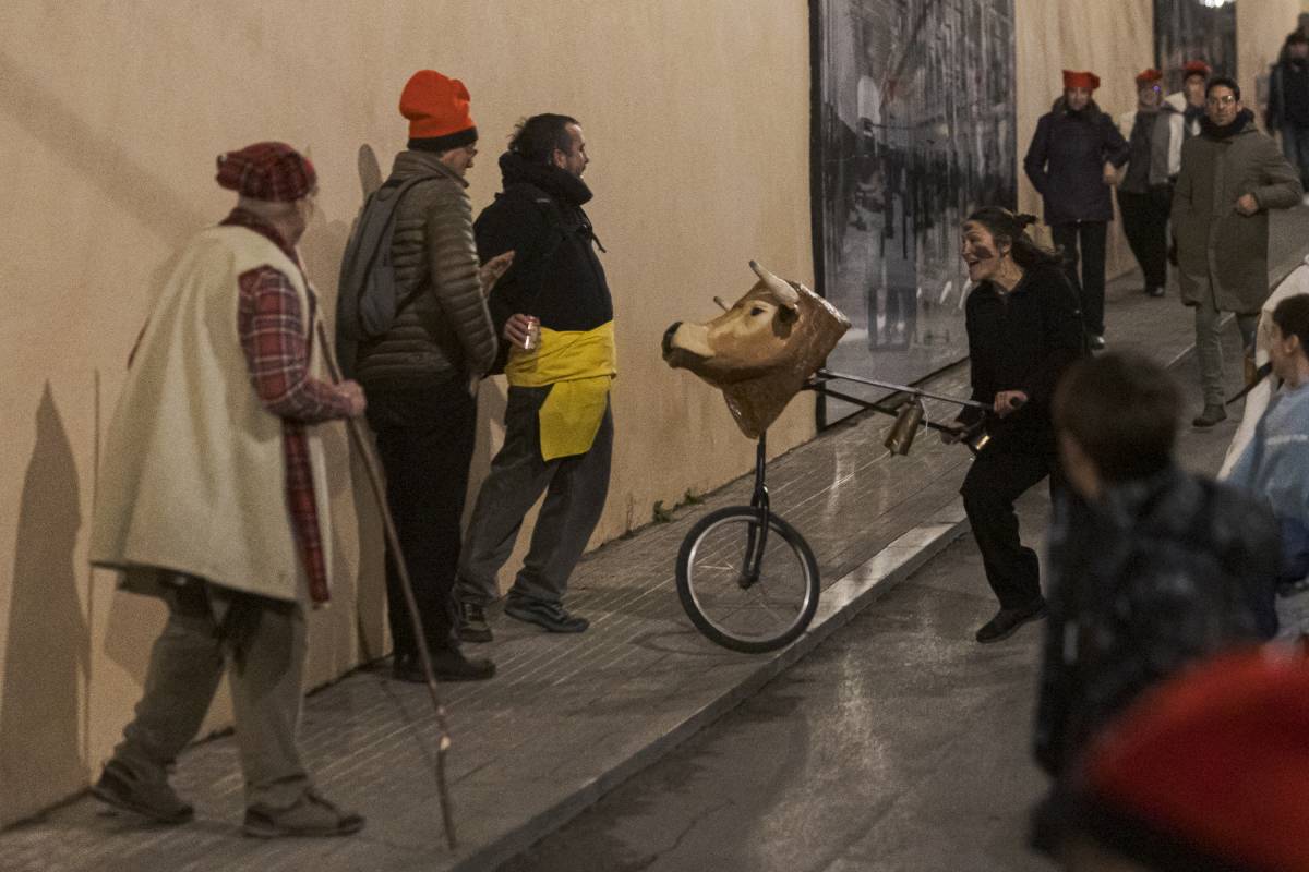 Terrassa ha celebrat la segona edició de la Baixada de les Vaques - Lluís Clotet Terrassa ha celebrat la segona edició de la Baixada de les Vaques