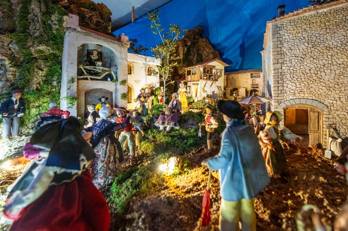 Pessebre de santons de la Provença, a la parròquia de Gràcia - JUANMA PELÁEZ Pessebre de santons de la Provença, a la parròquia de Gràcia