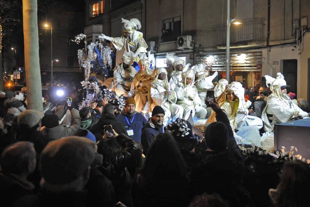 La carrossa del rei Baltasar, al seu pas per la rambla d'Ègara - Alberto Tallón