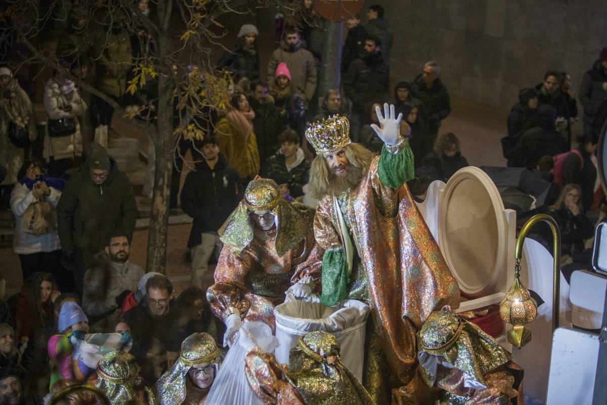 Fred, neu simbòlica i il·lusió infinita: així han arribat els Reis d’Orient a Terrassa