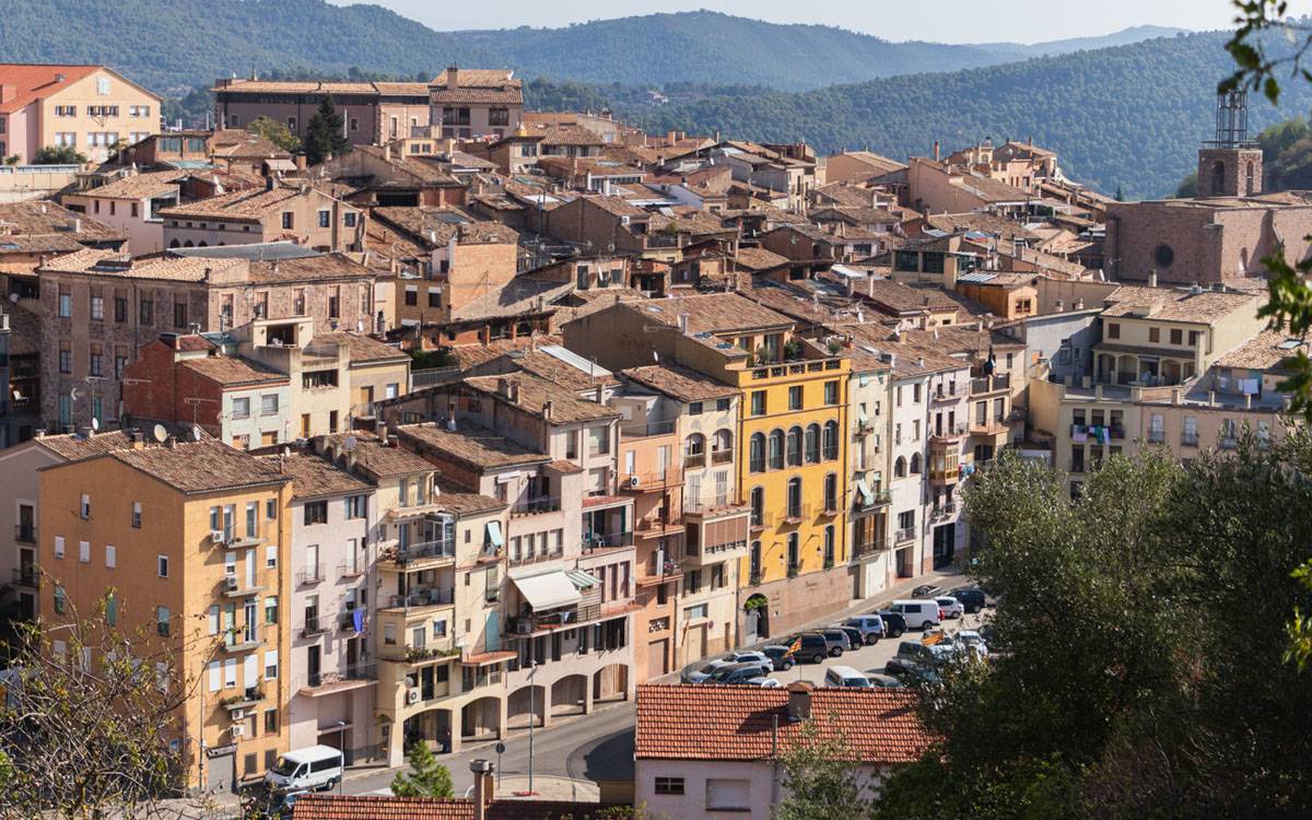 Cardona aprova un pressupost per a 2026 de 7,3 milions amb més inversió en habitatge i espai públic