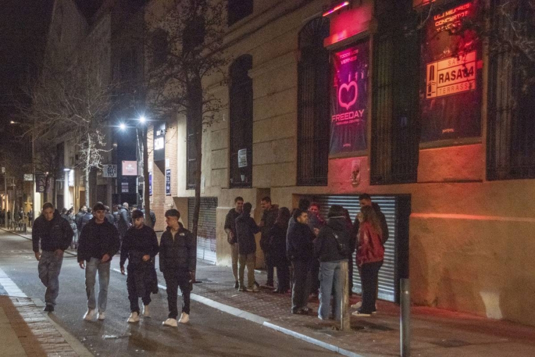 Els establiments de la Rasa afronten el refredament de l’oci nocturn
