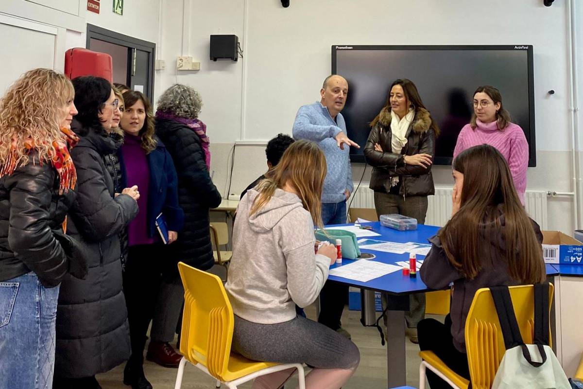 Visita a les aules de l`Institut - Visita a les aules de l`Institut