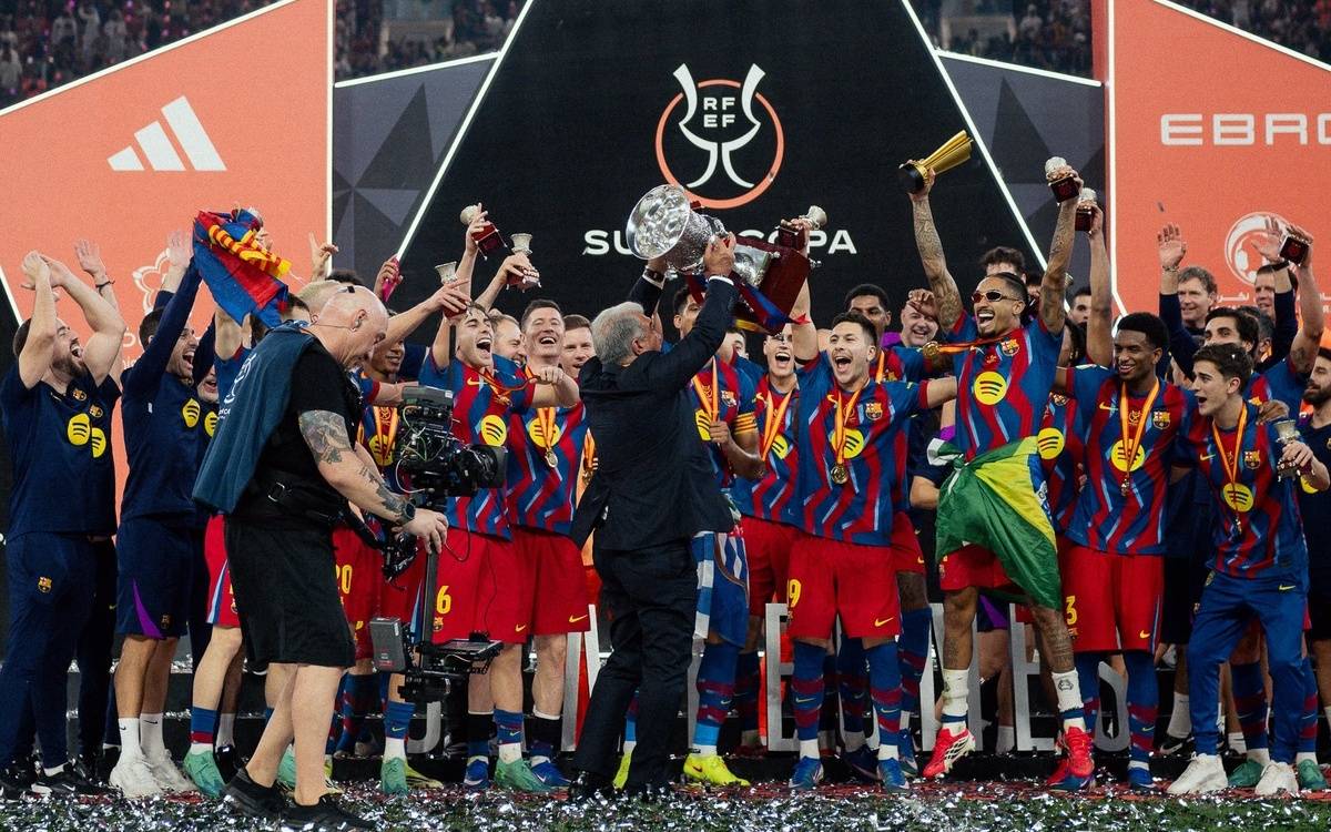 Mbappé prohibeix als companys del Reial Madrid fer el passadís al Barça per la Supercopa