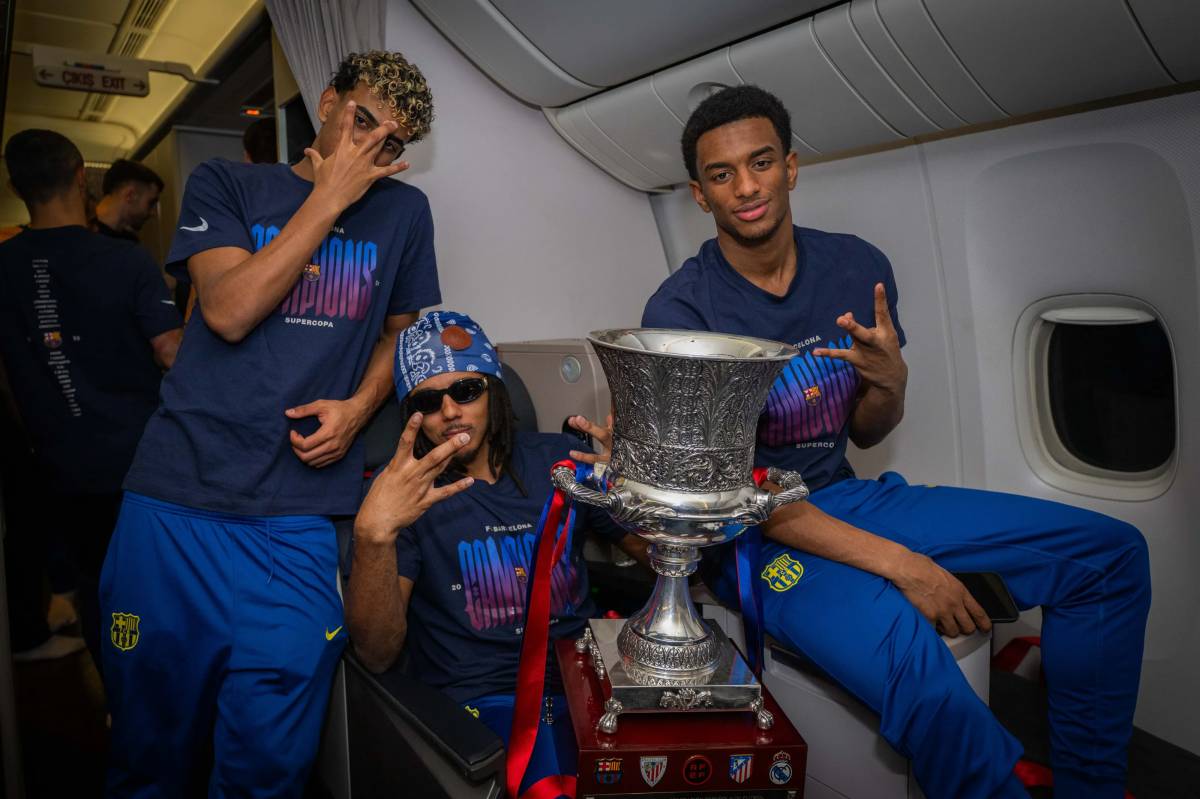 El ball viral de Lamine Yamal i els joves del vestidor després de guanyar la Supercopa