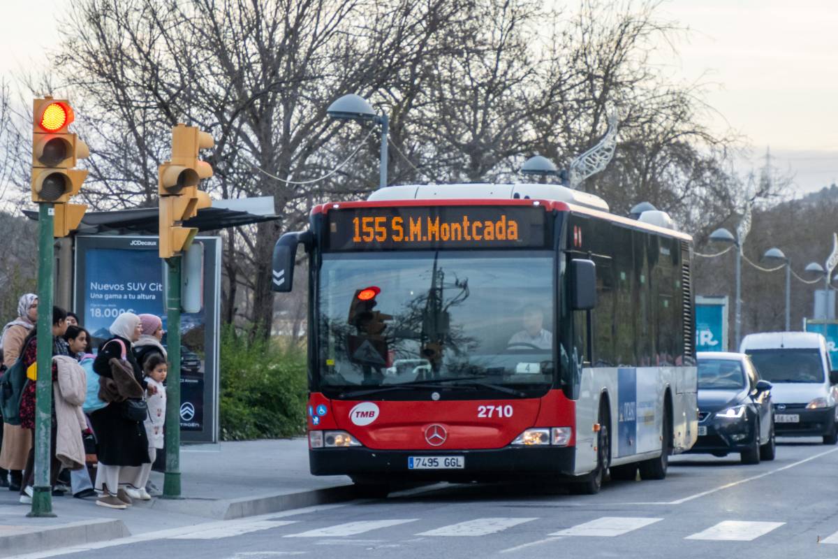 Montcada i Reixac redefineix les dues noves línies de bus frenades per la manca d'aparcament