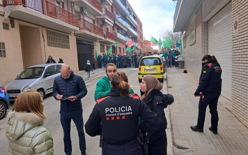El Bloc 8 de la PAHC Bages resisteix als intents de desnonament