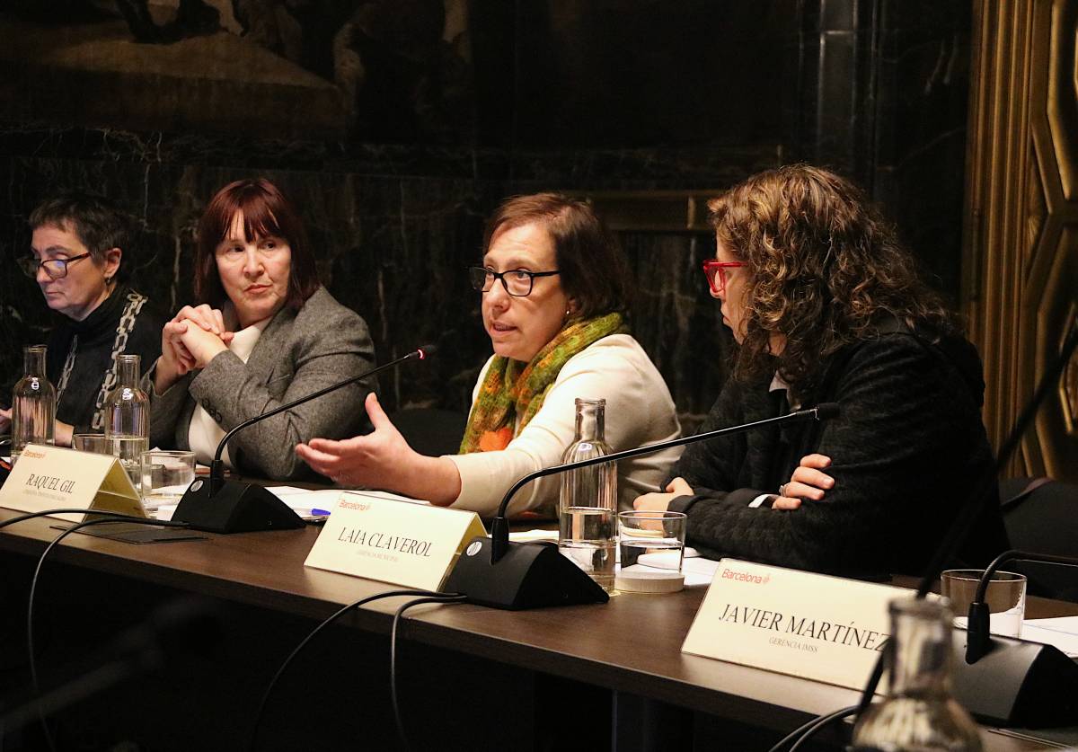 Barcelona sumarà 78 places més per atendre persones sense llar durant l'operació fred