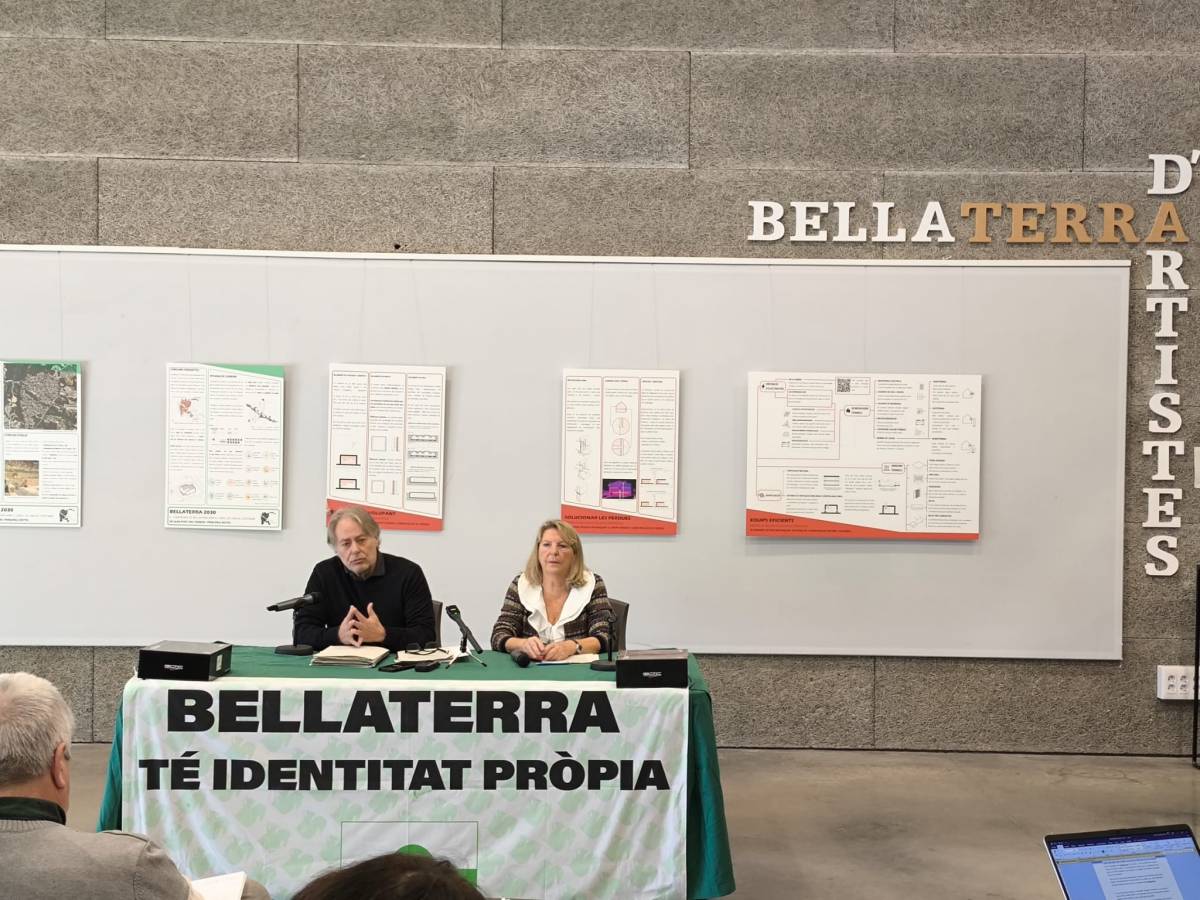 Roda de premsa de la Comissió a l`EMD