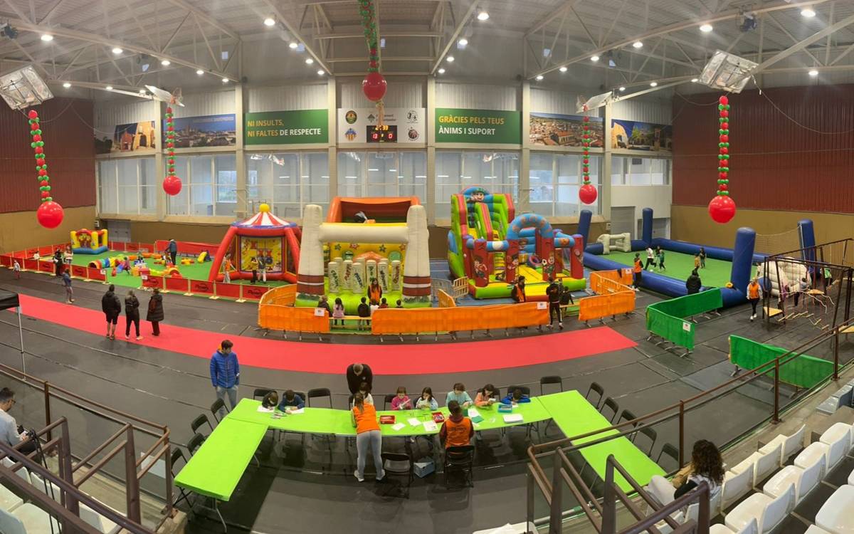 El Parc de Nadal del Món del Joc de Santpedor supera el miler d'infants