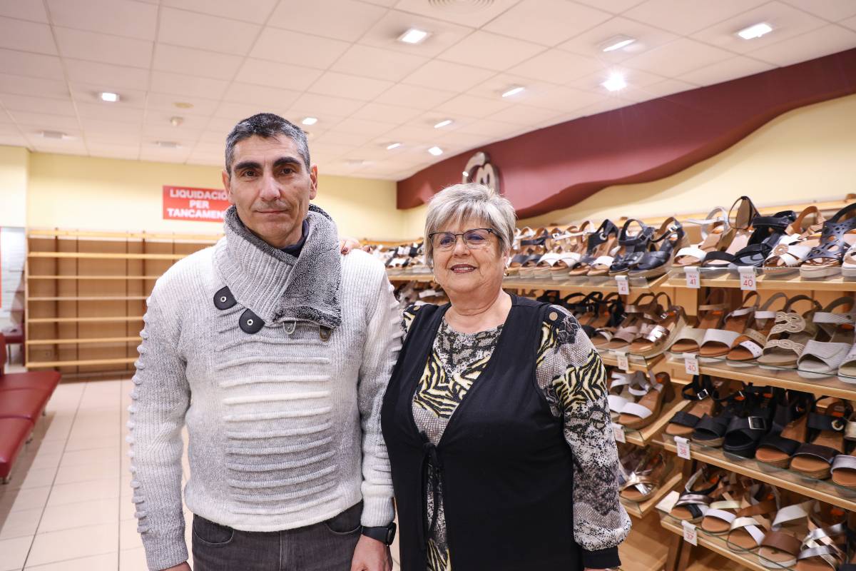 La història d’un negoci colpit per la venda online: la sabateria Martínez s'acomiada de Sabadell