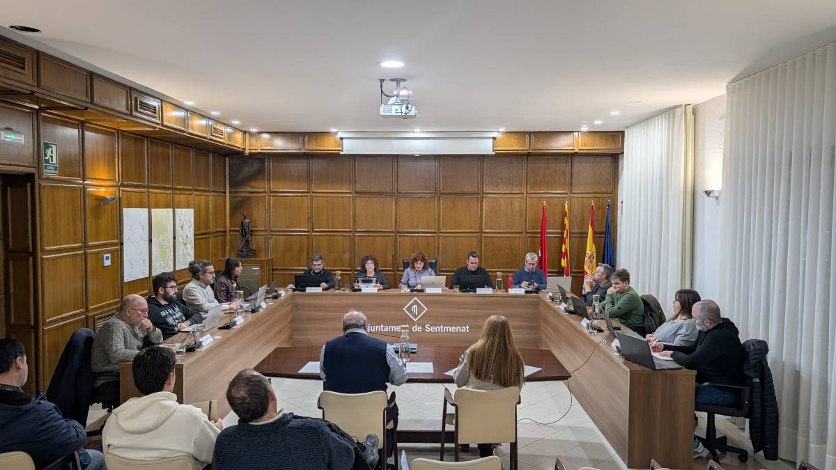 Ple de l`Ajuntament de Sentmenat