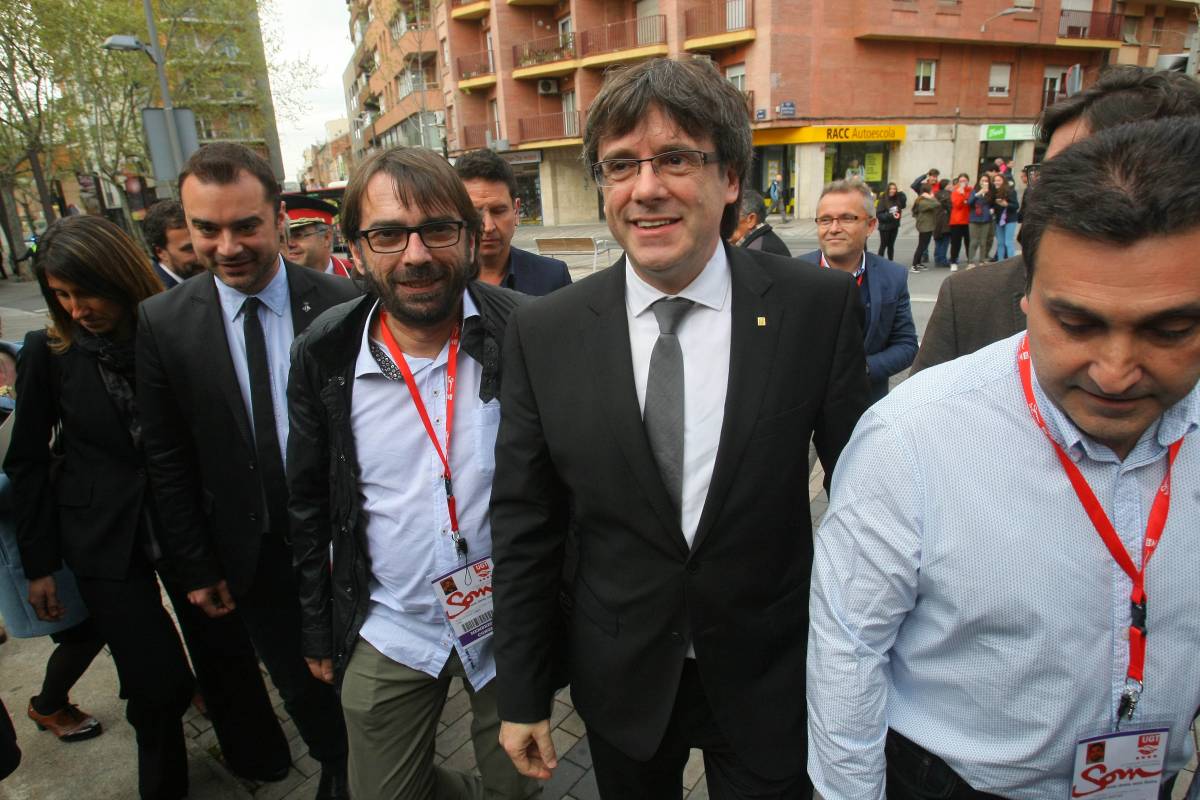 Primera visita de Puigdemont a Terrassa com a president - Nebridi Aróztegui