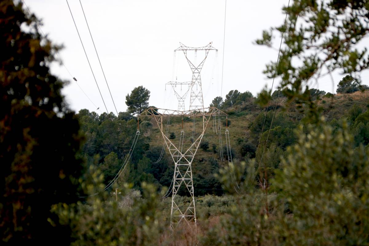 Red Eléctrica planteja triplicar la MAT entre Aragó i Tarragona