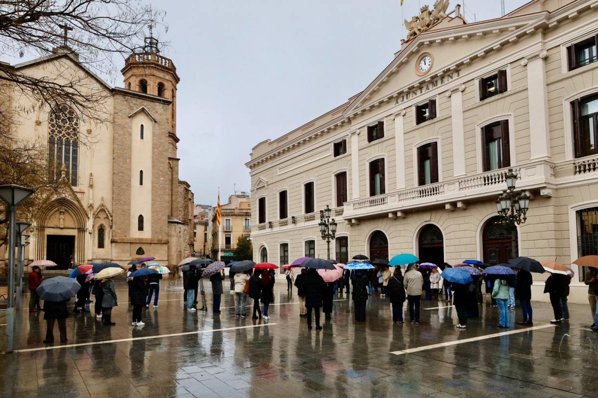 Sabadell se suma a les mostres de suport pel tràgic accident entre dos trens a Còrdova
