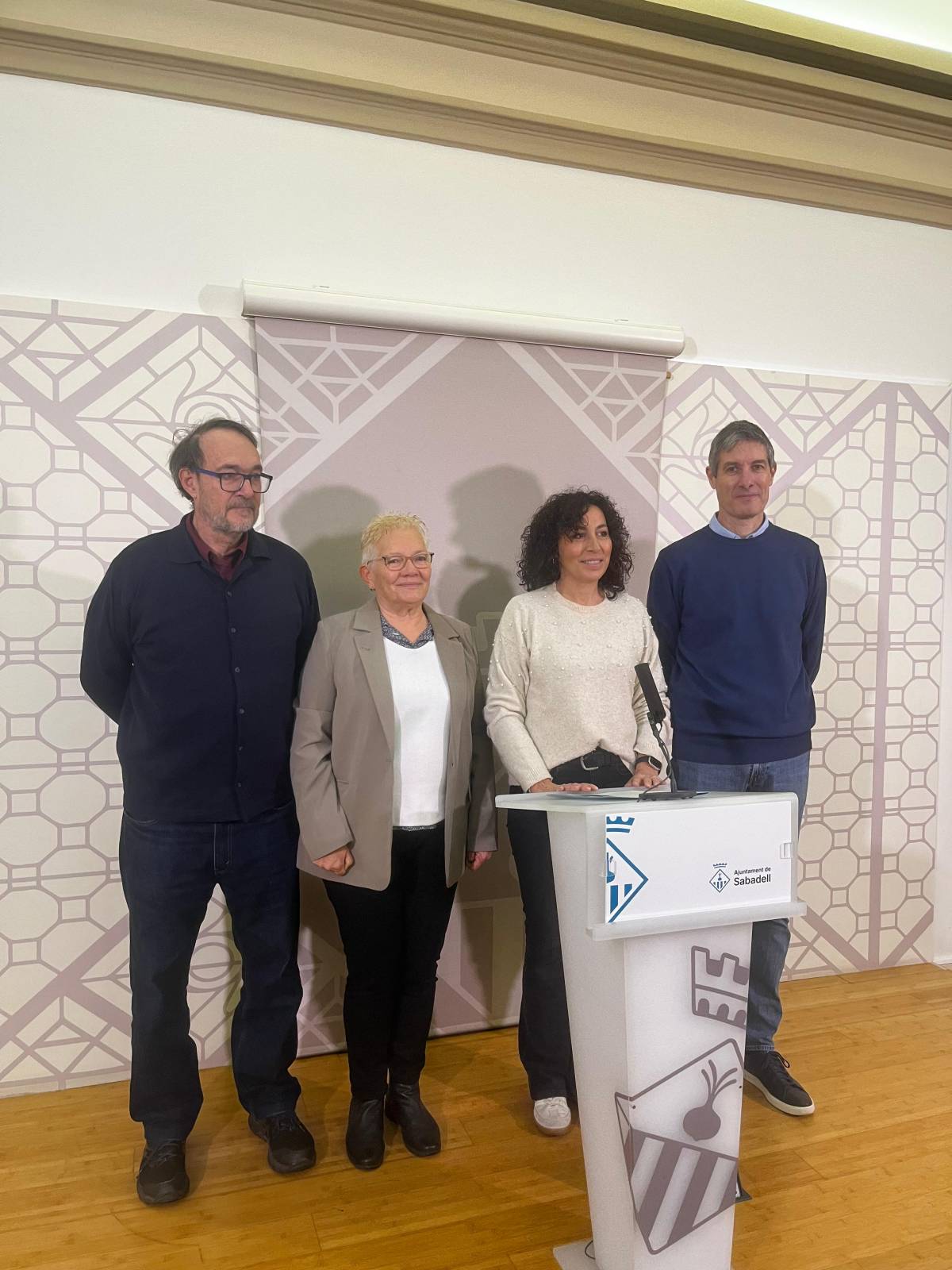 D'esquerra a dreta Jordi Puntes, Mercè Rosich, Montse González i Jordi Molins a la presentació del Míting - S.F