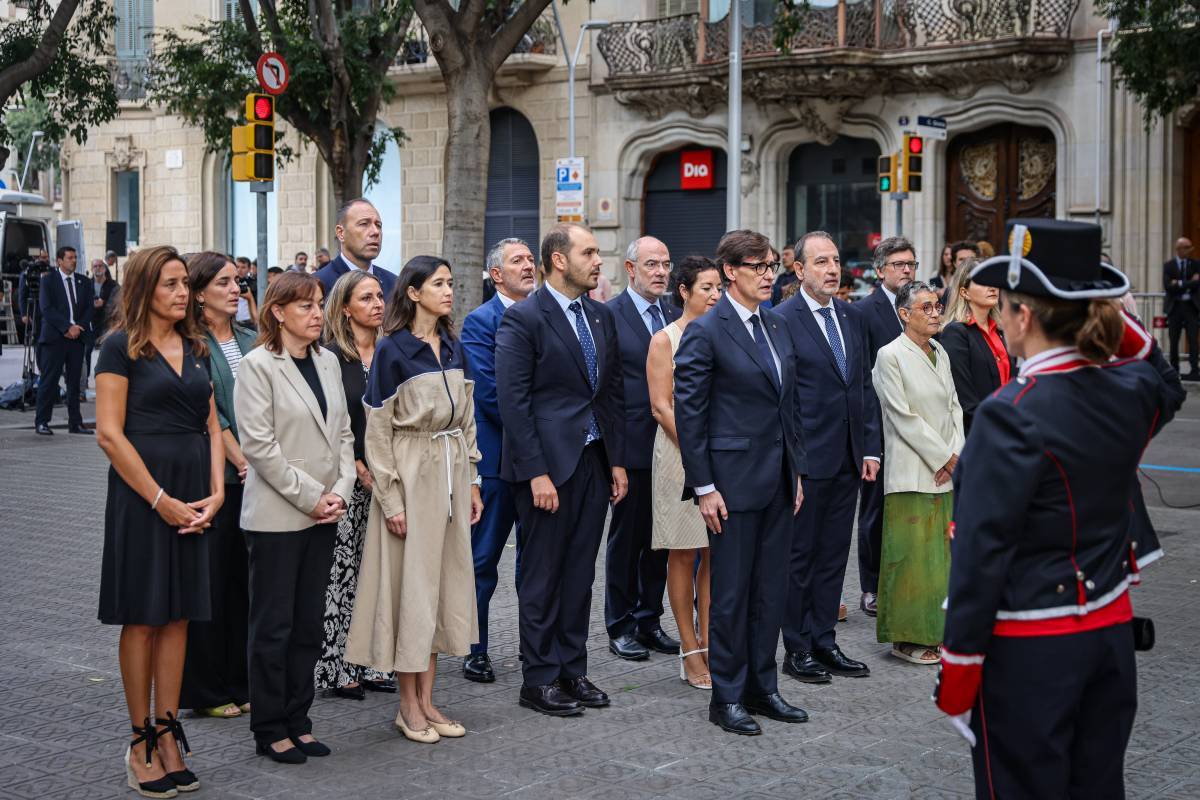 El Govern es reorganitza sense Illa per no aturar l'activitat