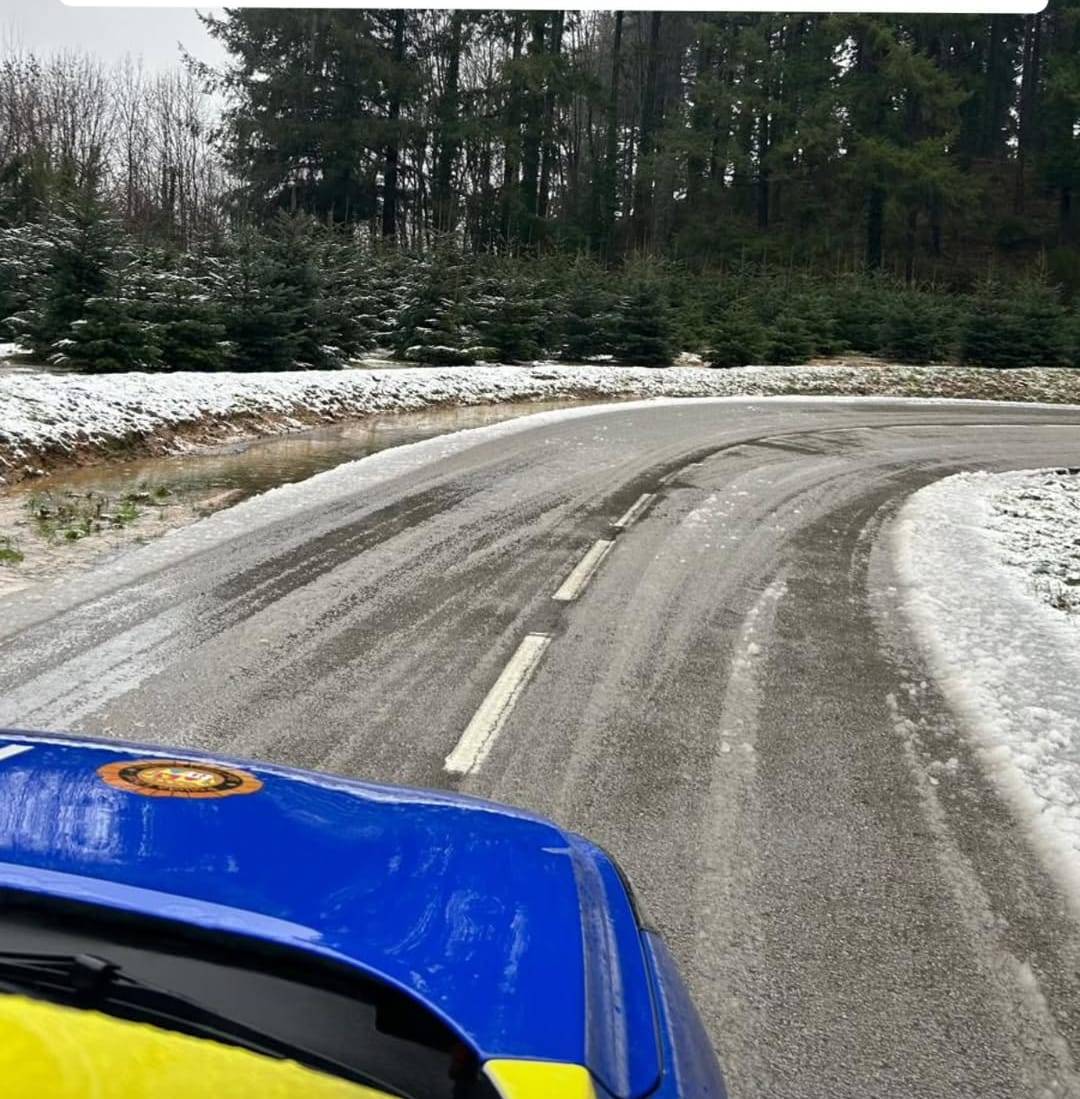 Neu a la GI-541 a Sant Hilari. - Policia Local SH