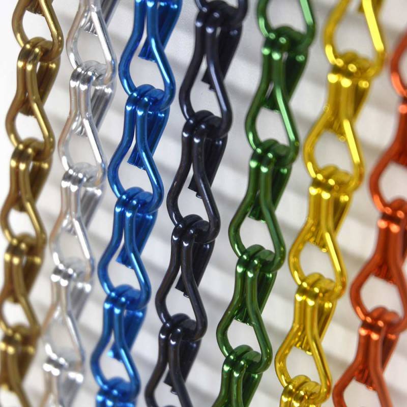 Cortines per a portes: descobreix la solució decorativa que guanya funcionalitat