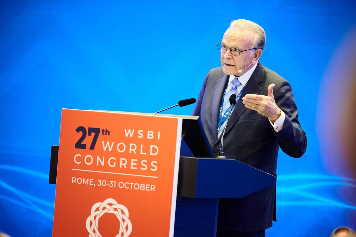 Junts demana la compareixença d'Isidre Fainé al Parlament