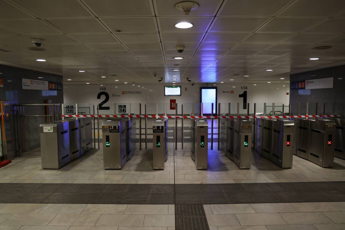 Silenci a Sabadell Centre (Renfe) per la suspensió del servei