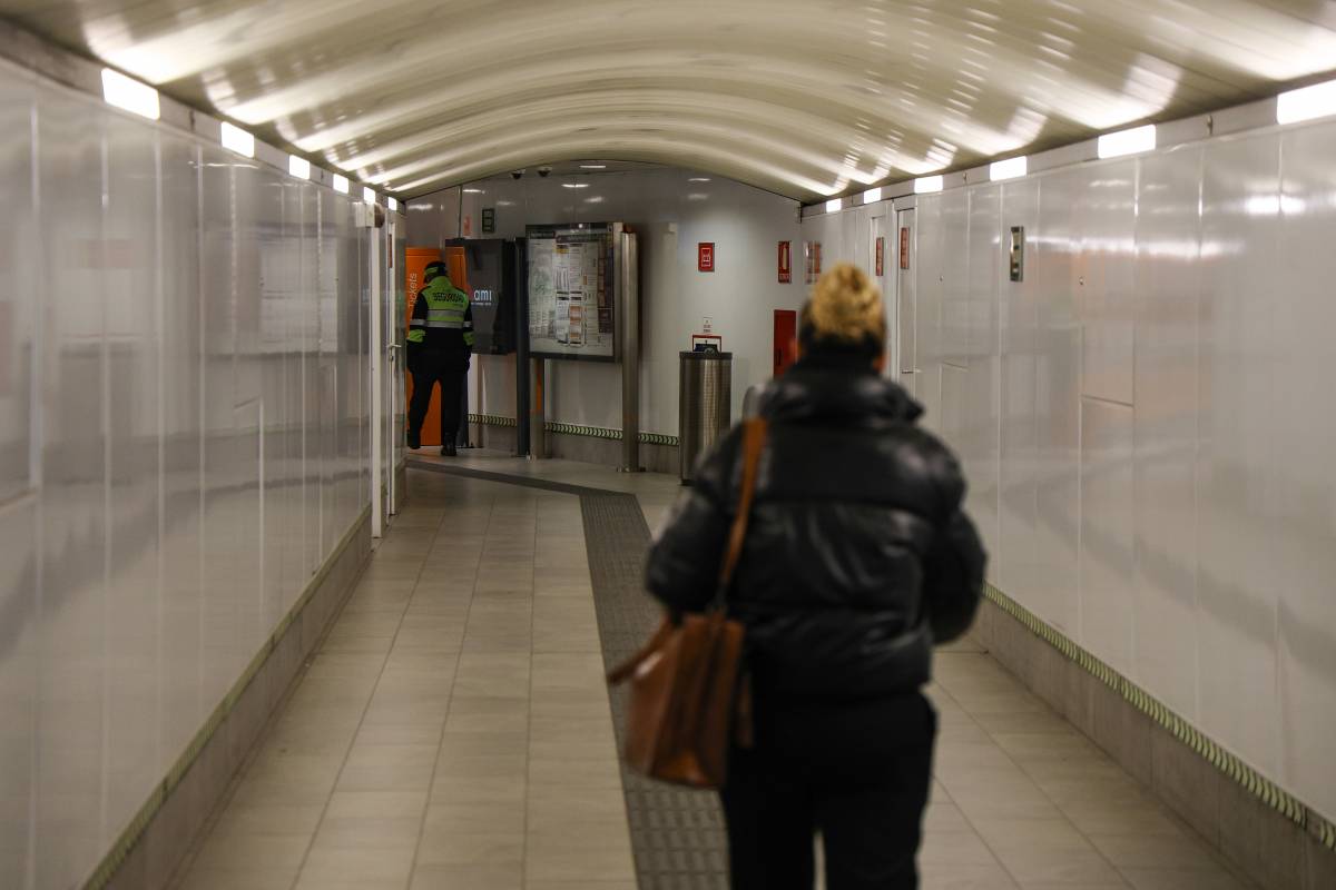 Silenci a Sabadell Centre (Renfe) per la suspensió del servei
