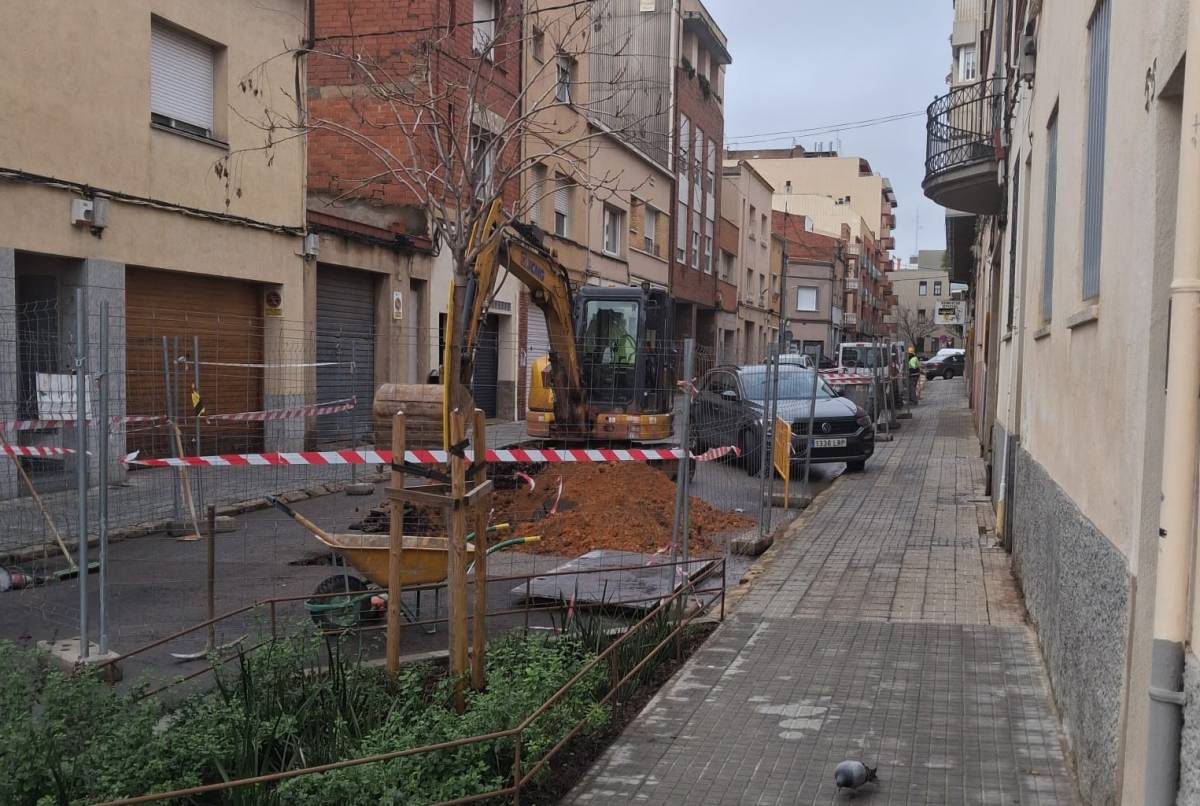 Millores al clavegueram del carrer de Sant Jordi i noves reparacions a altres punts de Terrassa